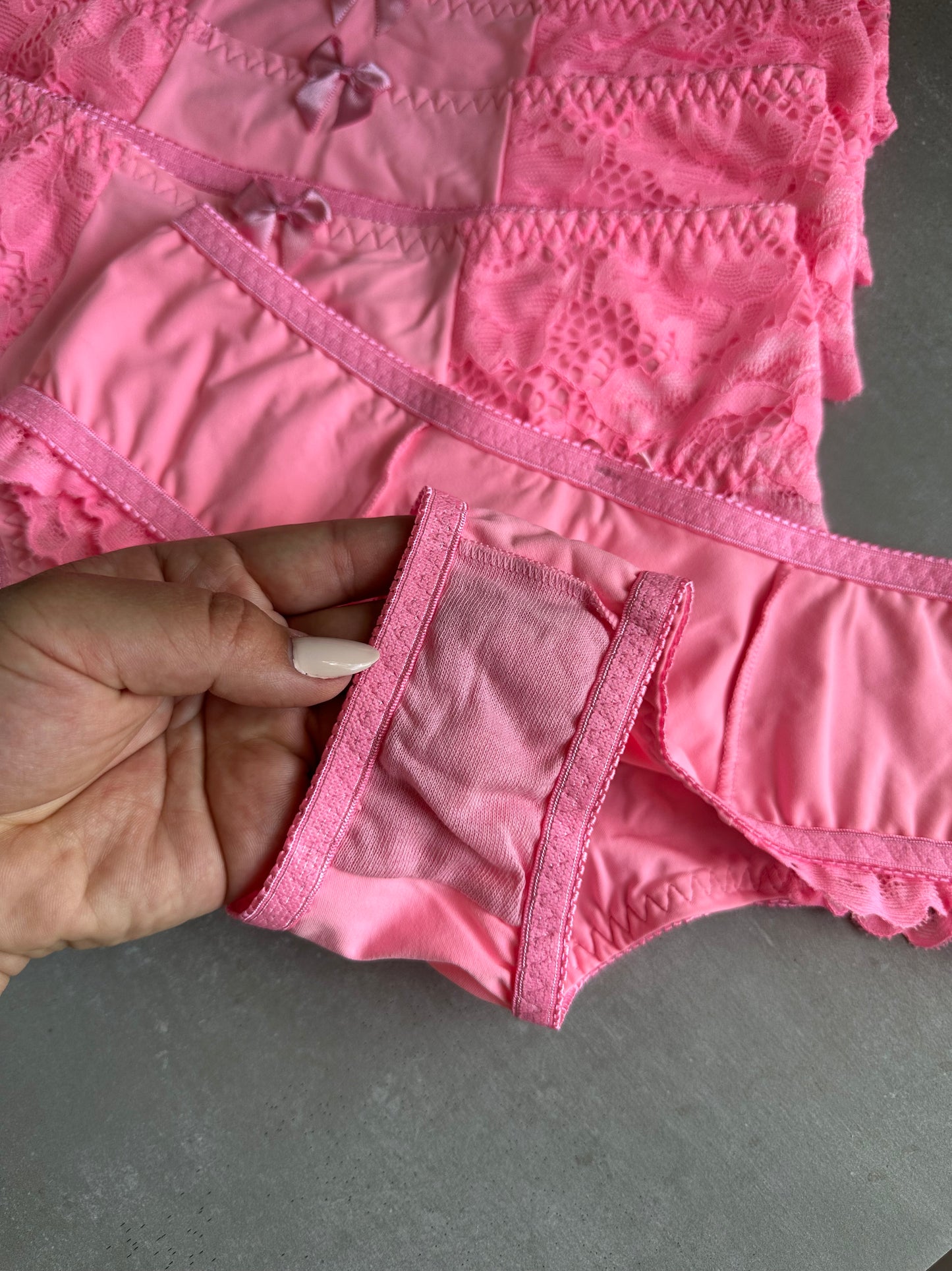 FULL COVERAGE BRIEF – NEON PINK