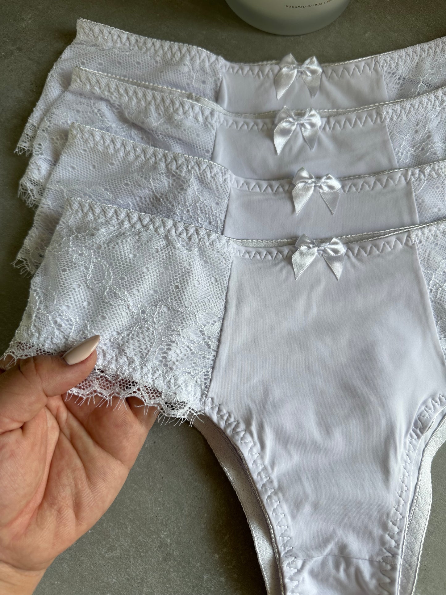 FULL COVERAGE BRIEF – WHITE