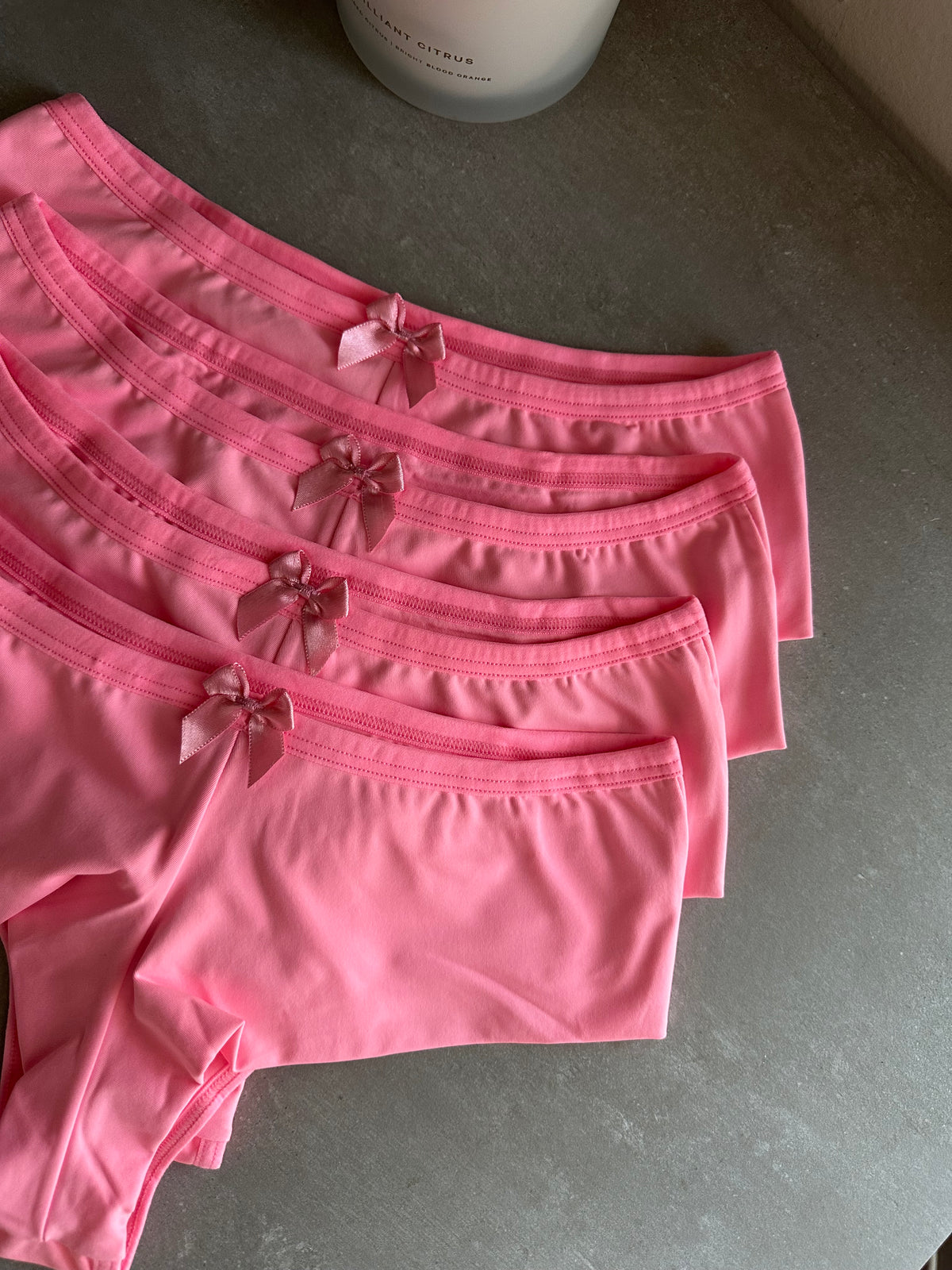 COMFORT MID-WAIST BRIEF – NEON PINK