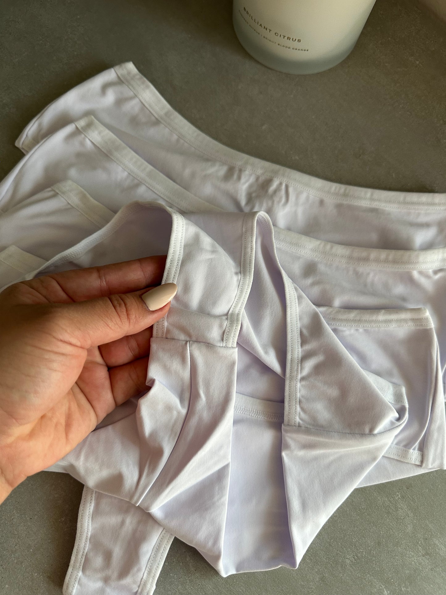 COMFORT MID-WAIST BRIEF – WHITE