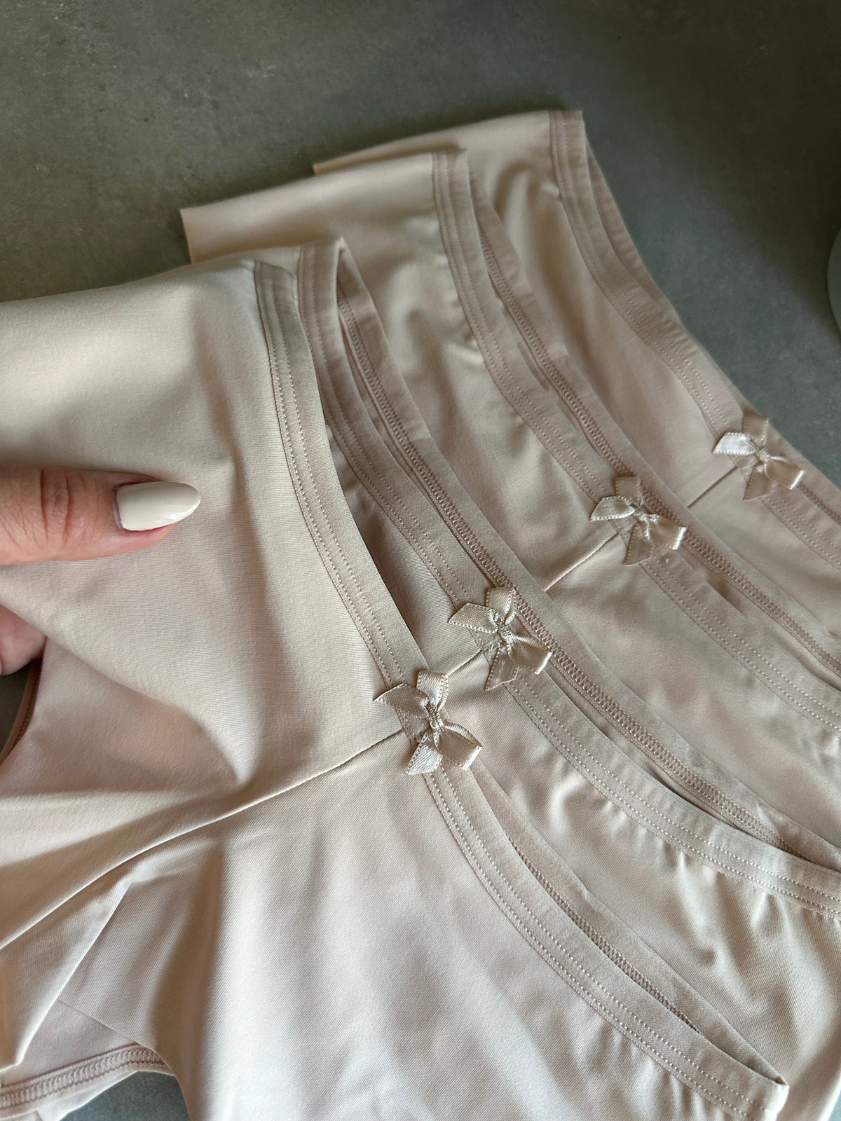 COMFORT MID-WAIST BRIEF – BEIGE