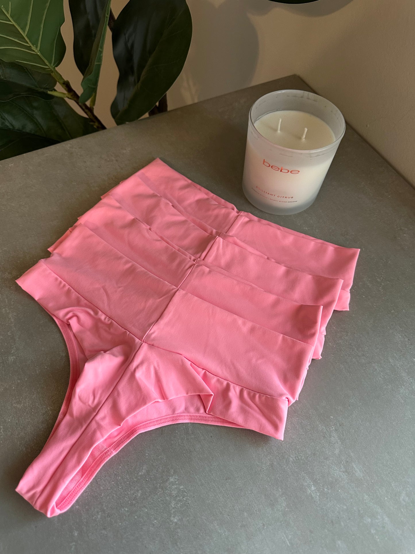 SCULPT HIGH-WAIST THONG – NEON PINK