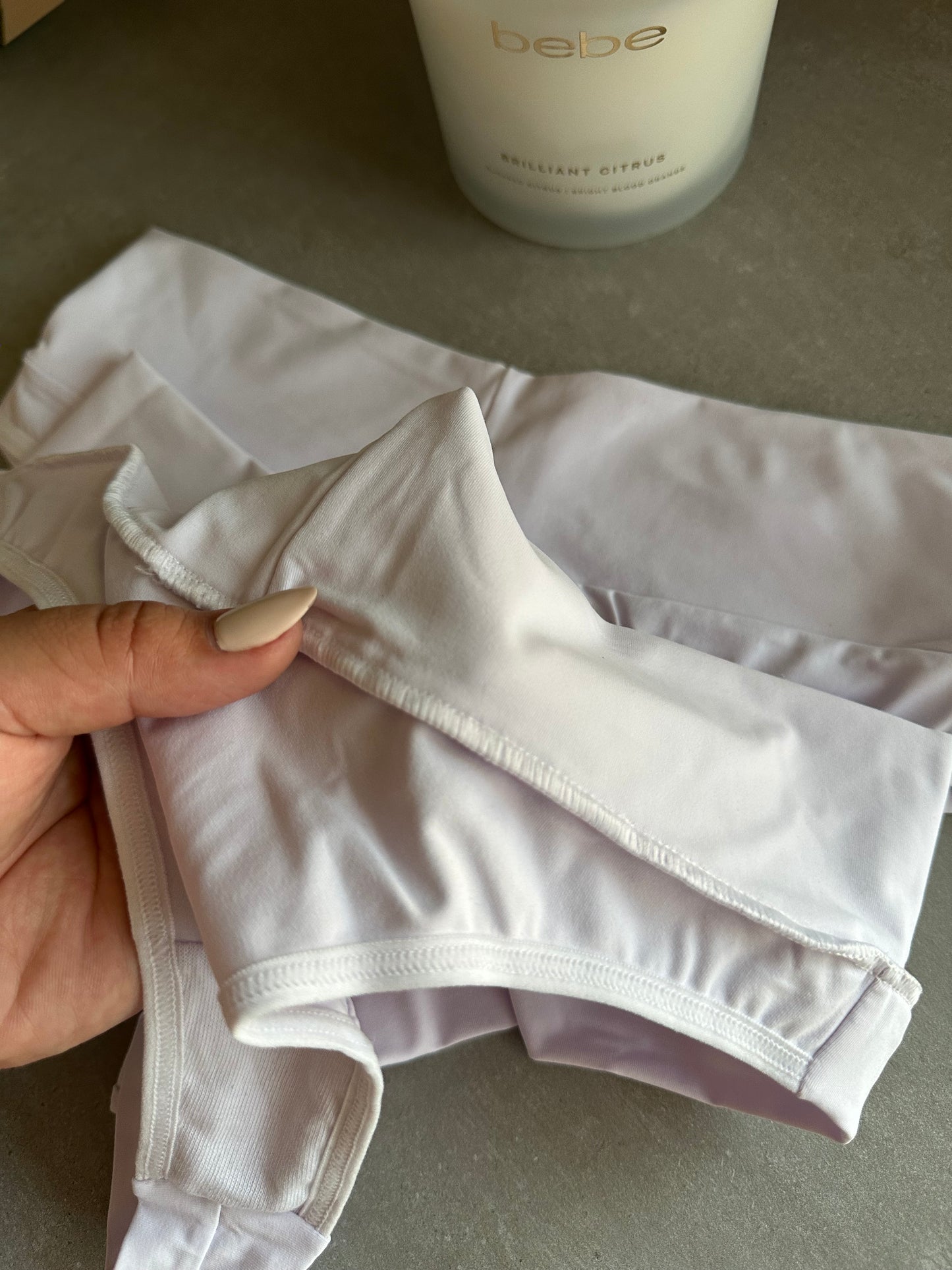 SCULPT HIGH-WAIST THONG – WHITE