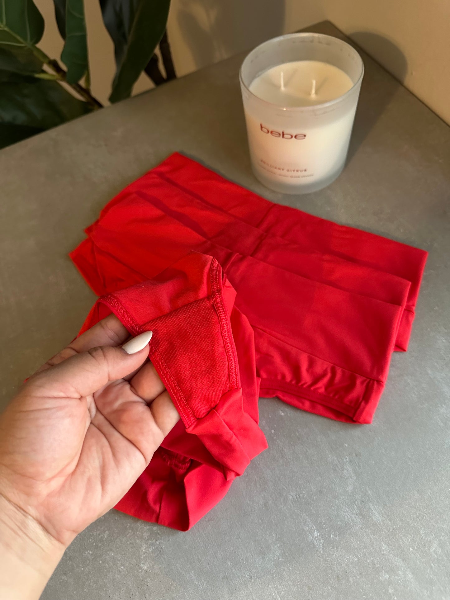 SCULPT HIGH-WAIST THONG – RED