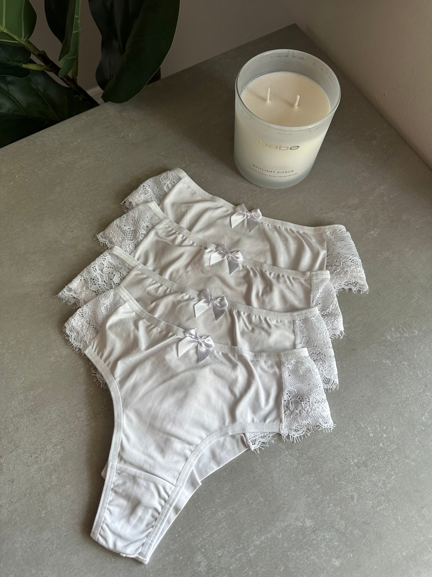 COMFORT LACE BRIEF – WHITE