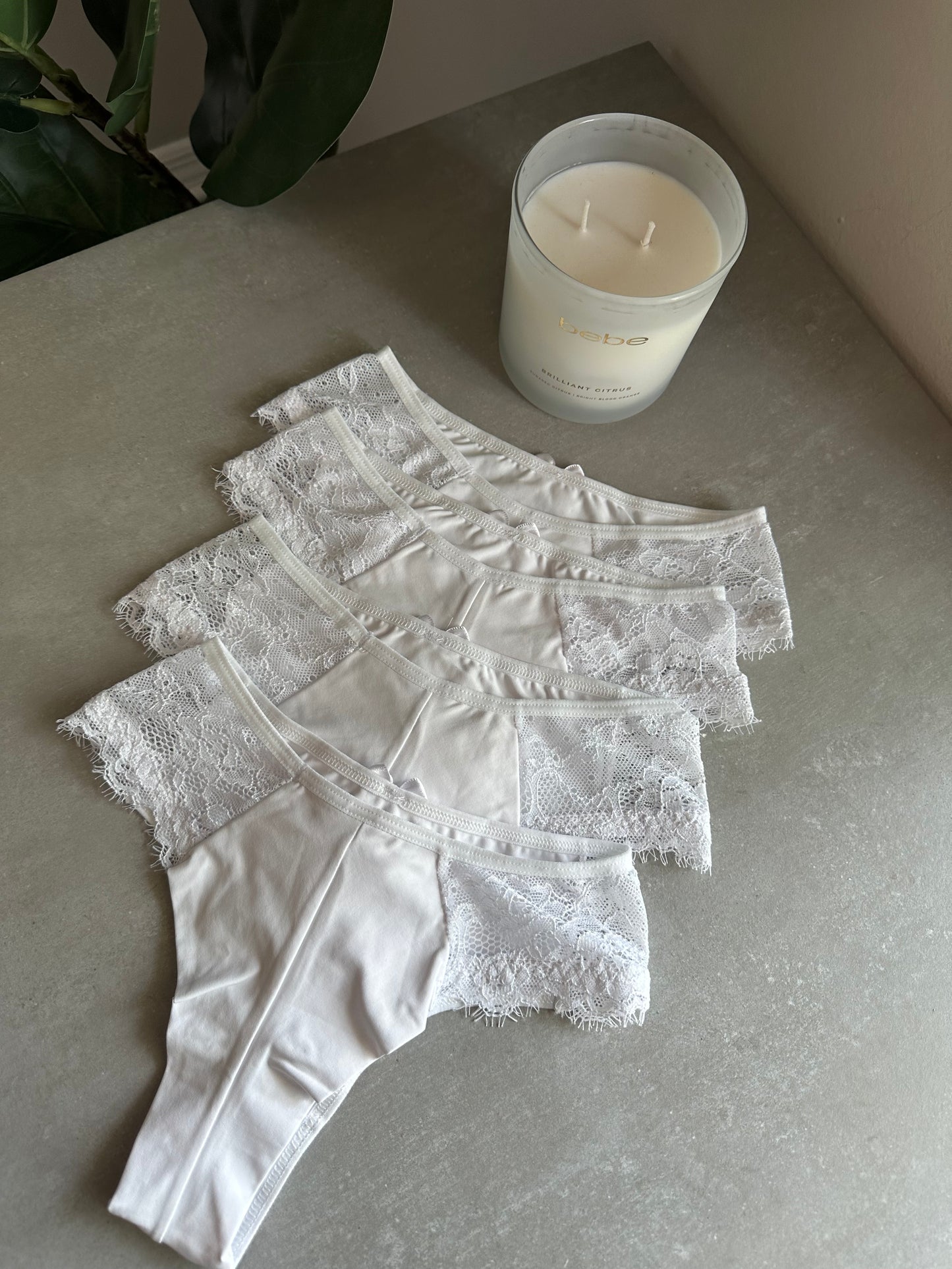 COMFORT LACE BRIEF – WHITE