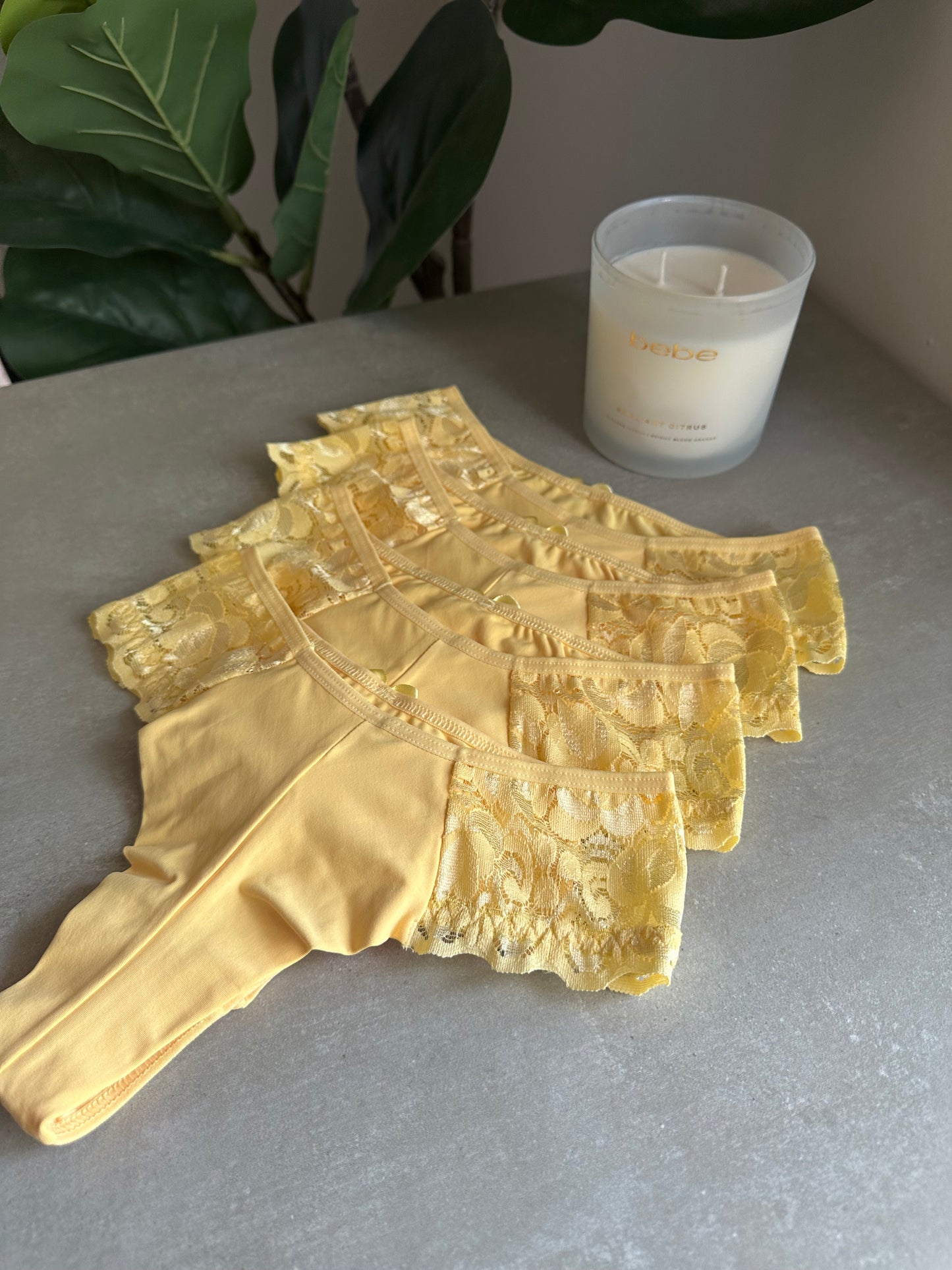 COMFORT LACE BRIEF – YELLOW