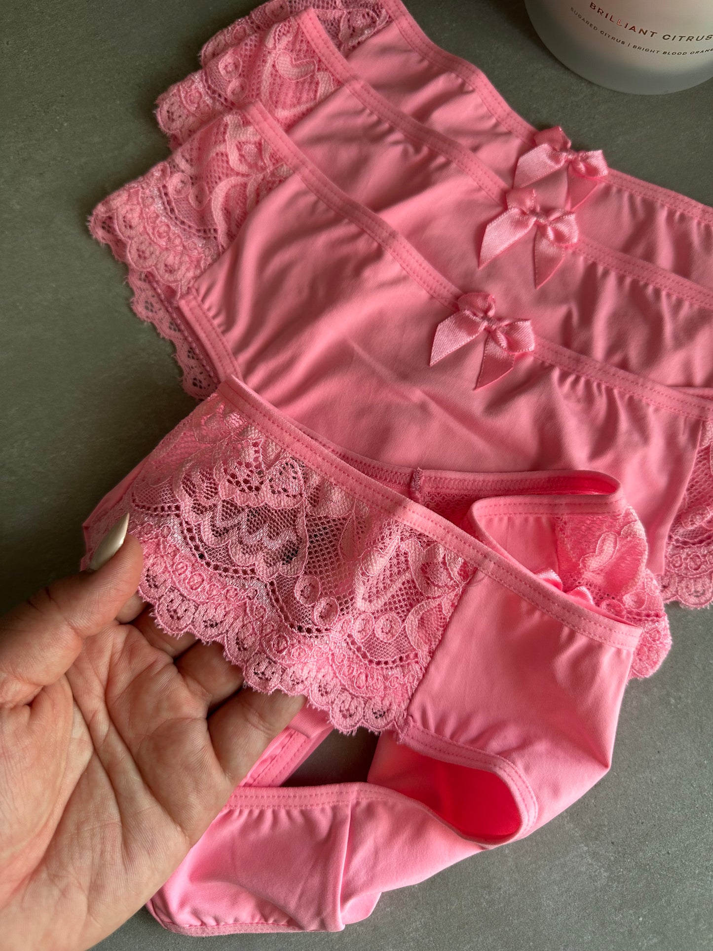 COMFORT LACE BRIEF – NEON PINK