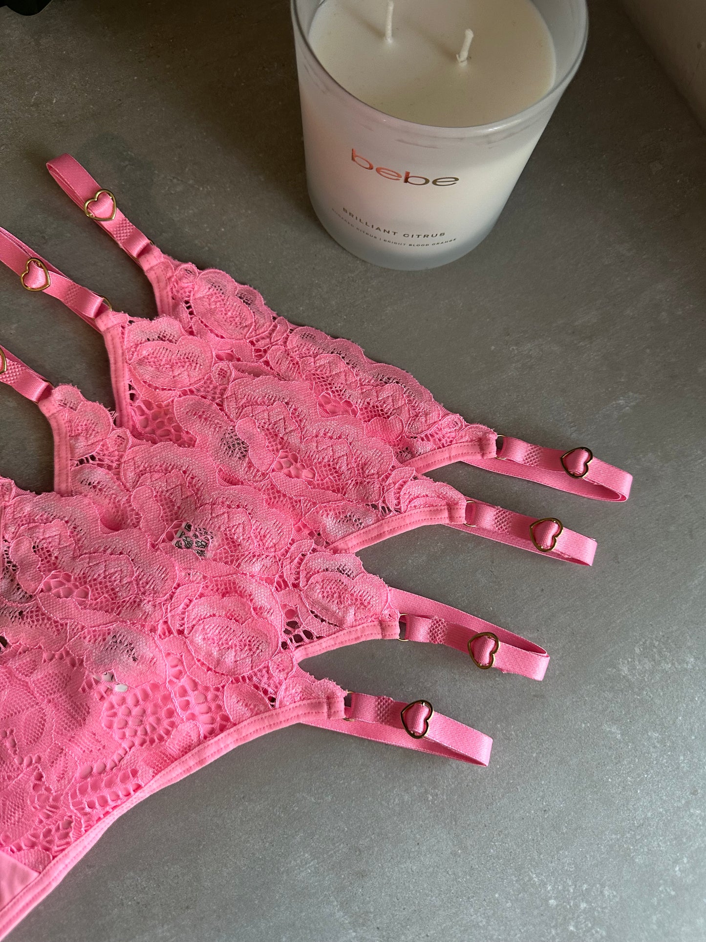 SECOND SKIN LACE THONG – NEON PINK
