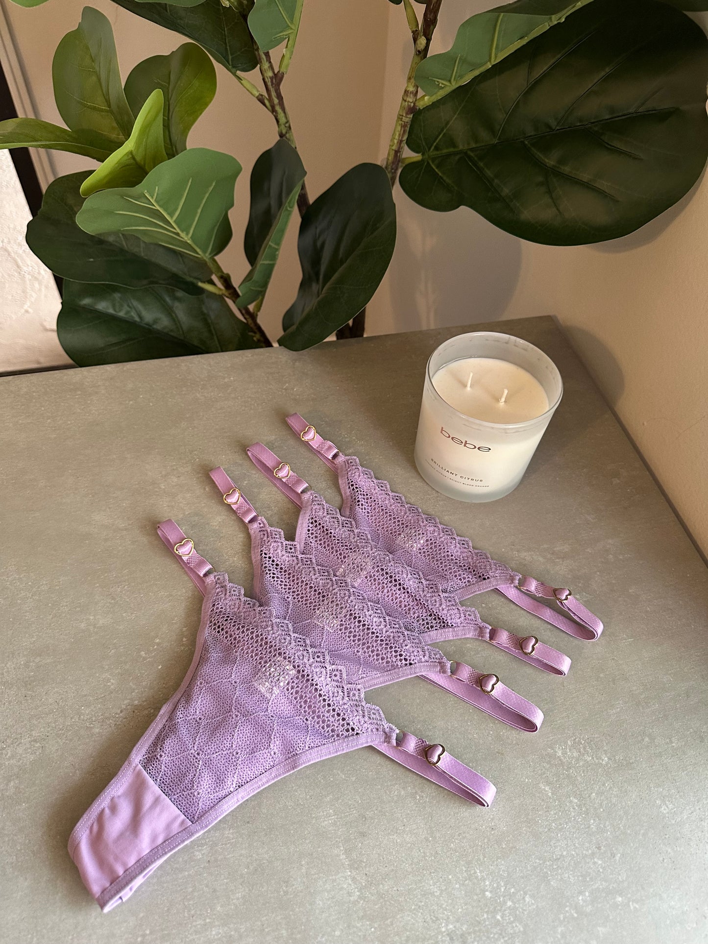 SECOND SKIN LACE THONG – LILAC
