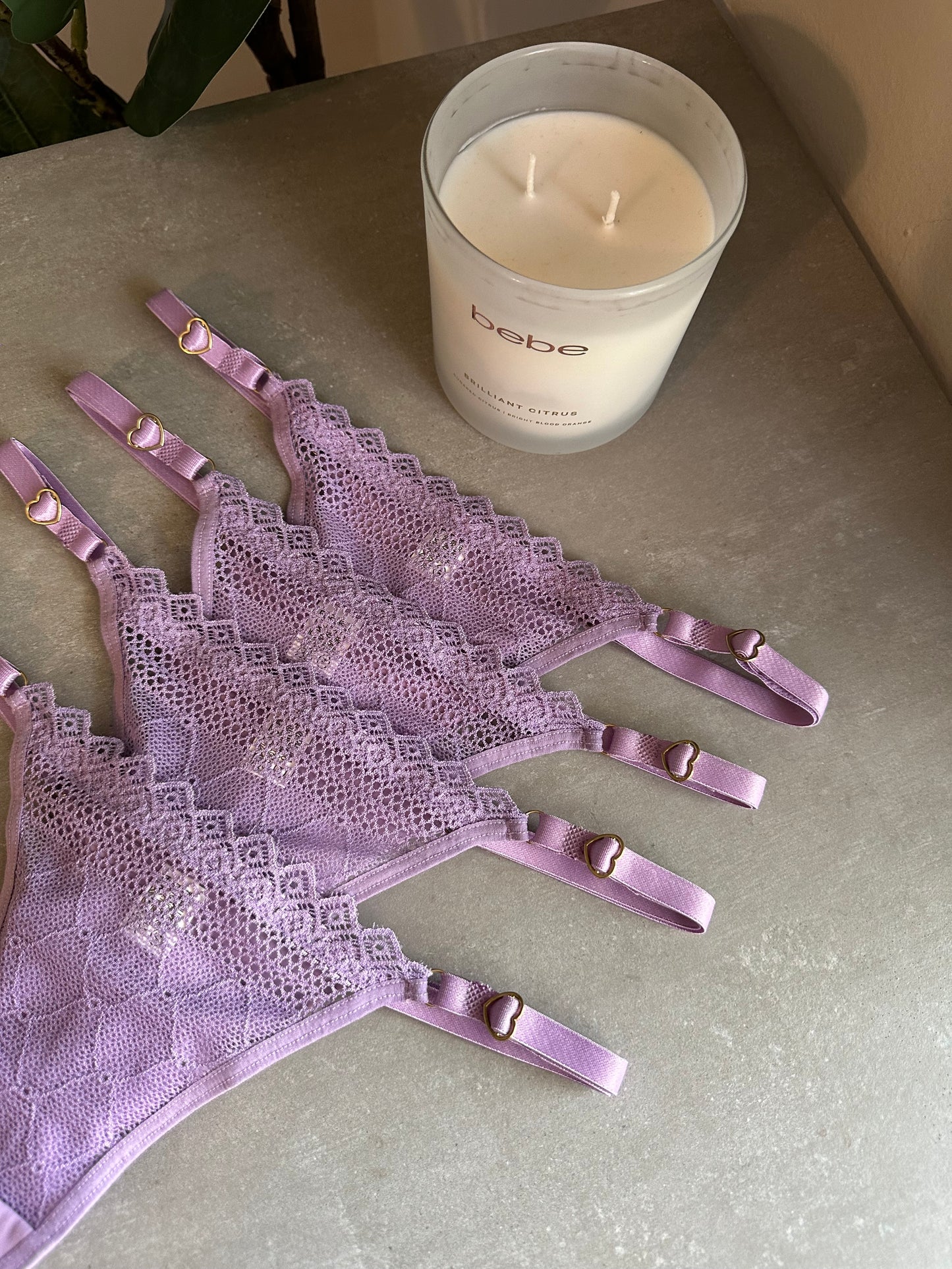 SECOND SKIN LACE THONG – LILAC