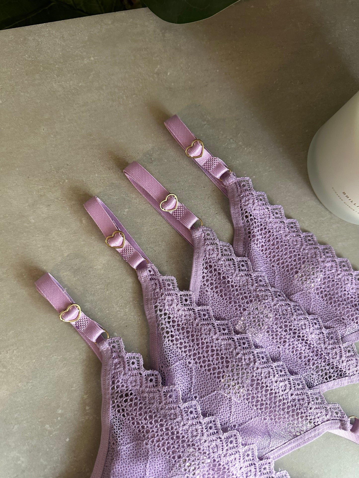 SECOND SKIN LACE THONG – LILAC