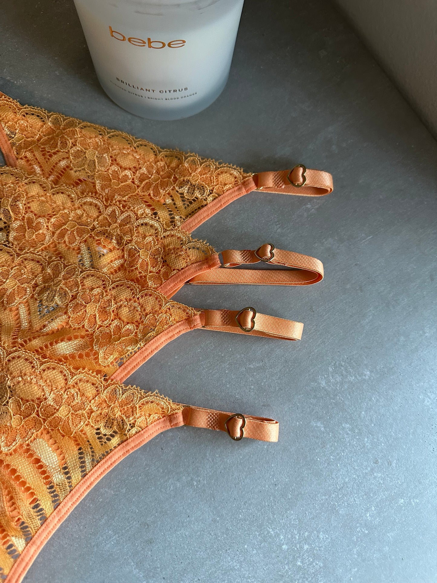 SECOND SKIN LACE THONG – ORANGE