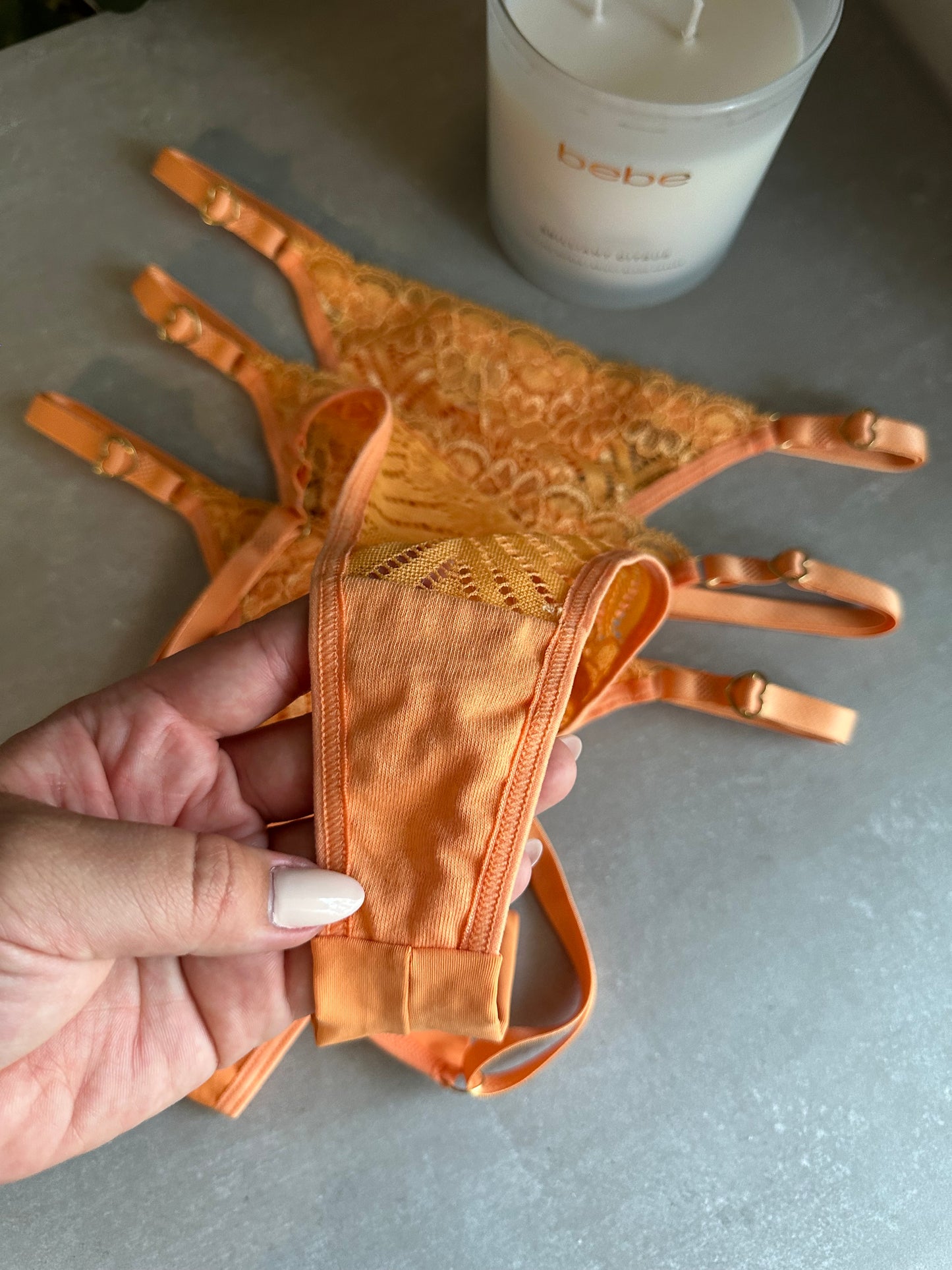 SECOND SKIN LACE THONG – ORANGE