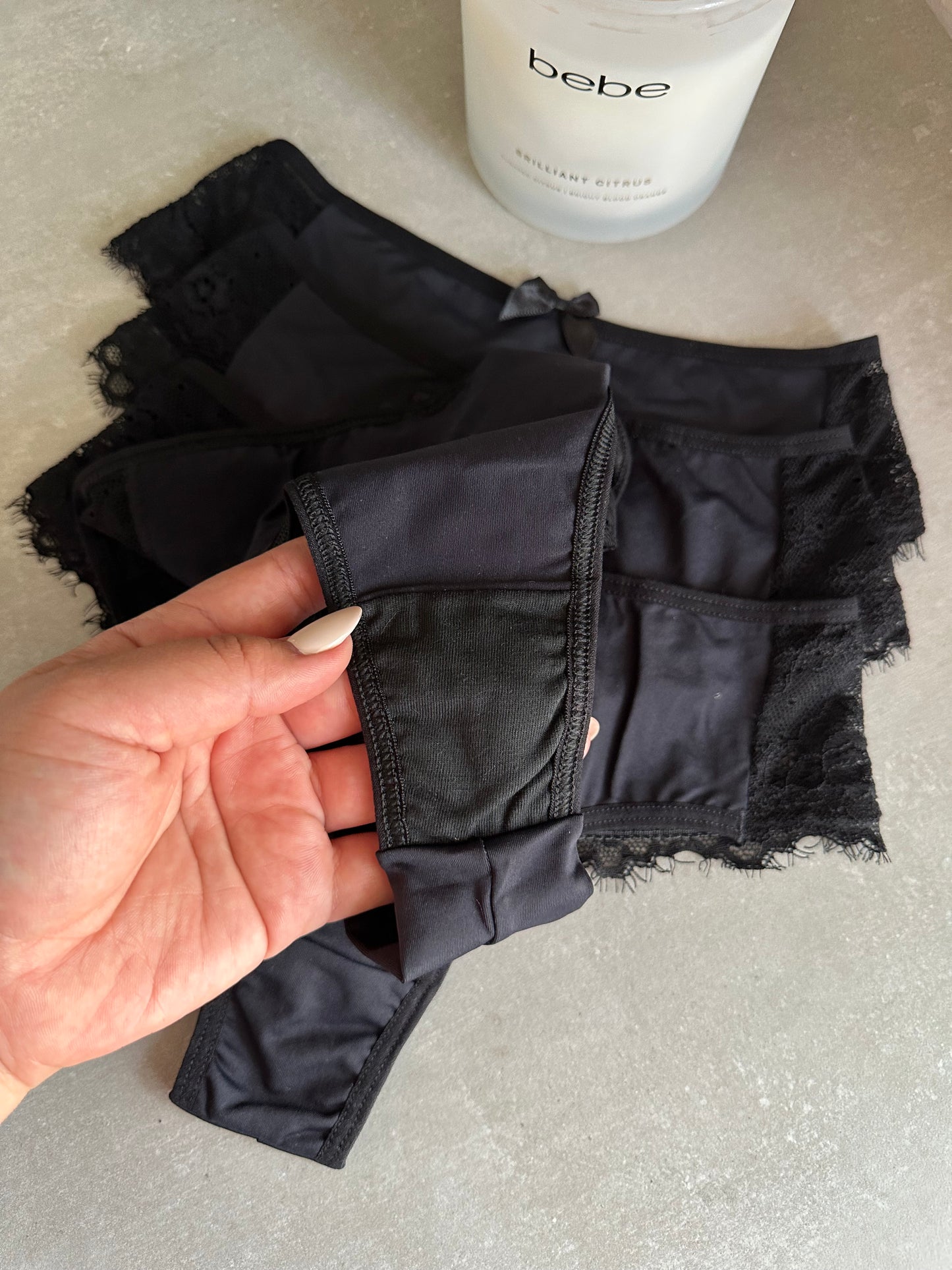 COMFORT LACE BRIEF – BLACK
