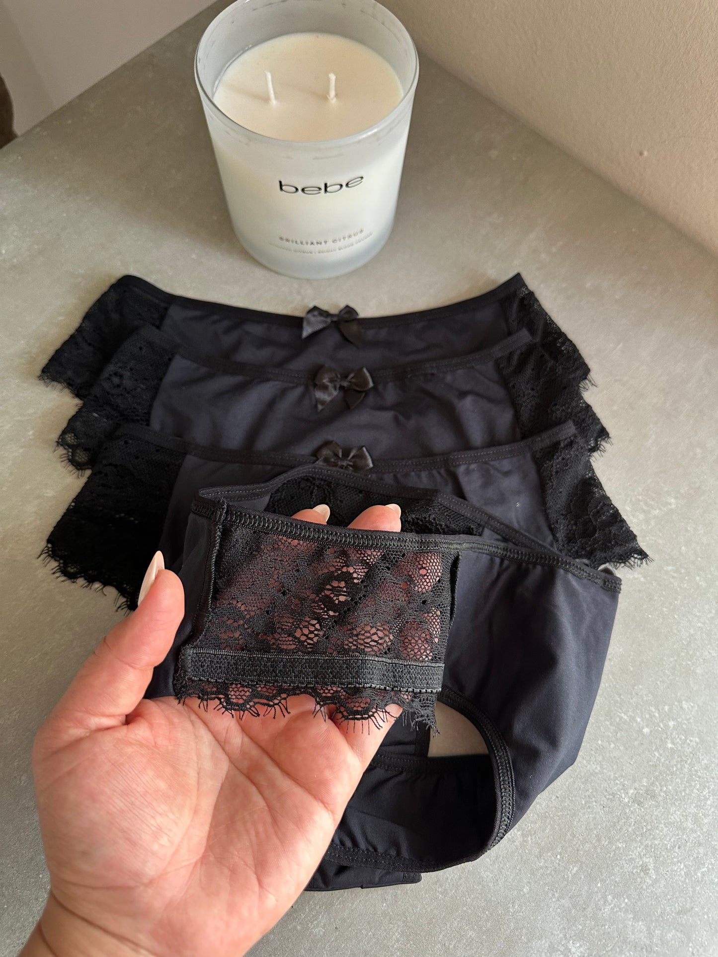 COMFORT LACE BRIEF – BLACK